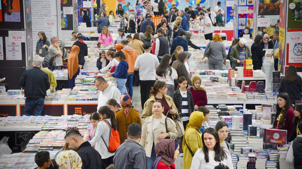 Giresun Kitap Fuarı Büyük ilgi görüyor