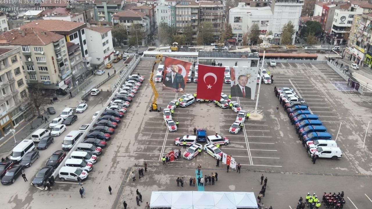 Amasya’da emniyet ve jandarmaya 71 yeni araç teslim edildi