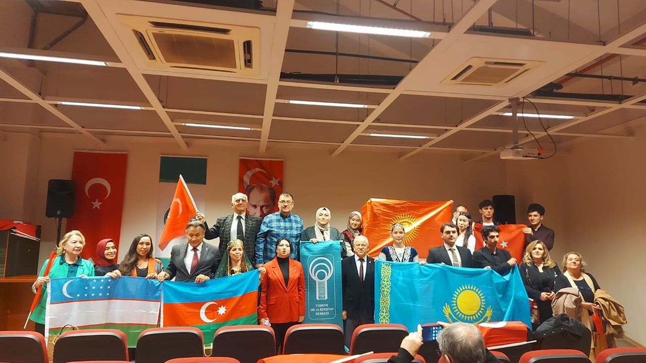 Bursa’da Türk Dili Seferberliği: "Dilimiz Namus Borcumuzdur!"