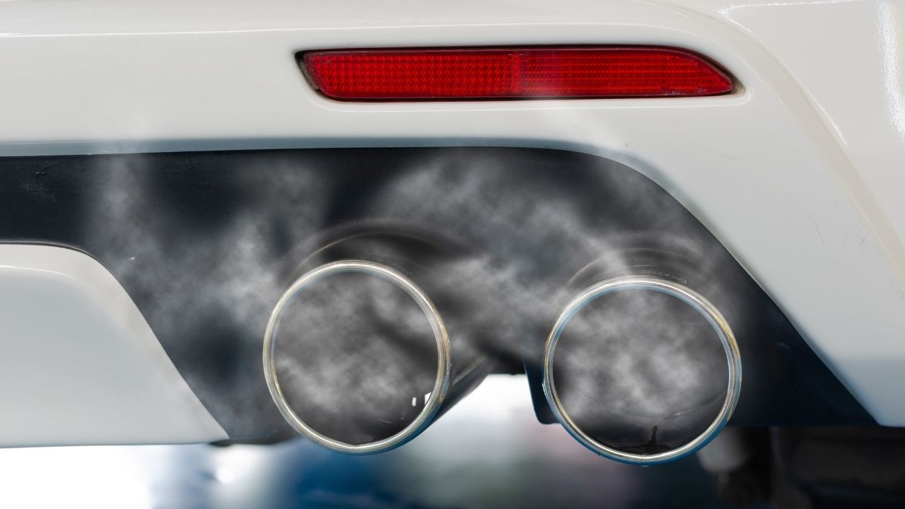 Egzoz muayenesiz araçlara 13,7 milyon lira ceza