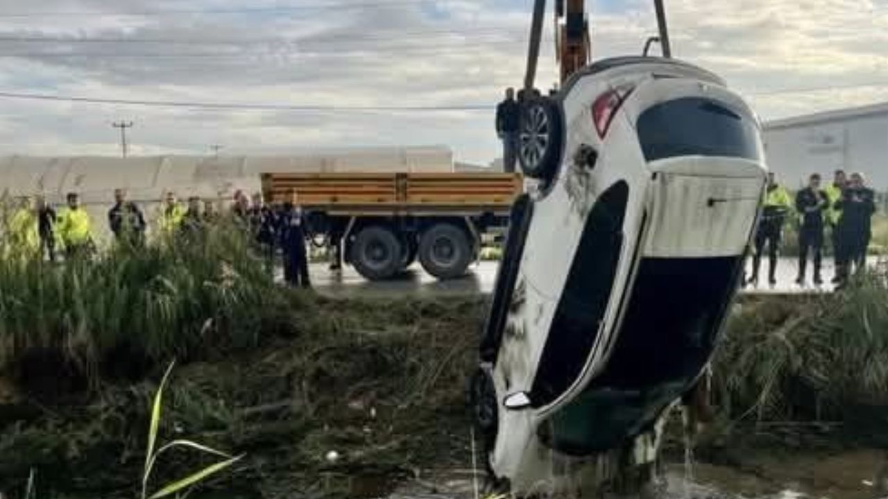 Antalya’da dereye düşen otomobilde kadın ölü bulundu