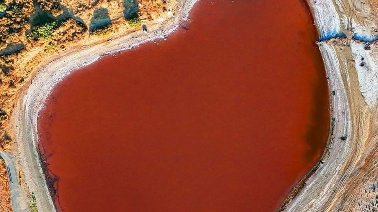 Çanakkale’de 2 bin yıllık “Kalpli Göl”e 7/24 jandarma koruması