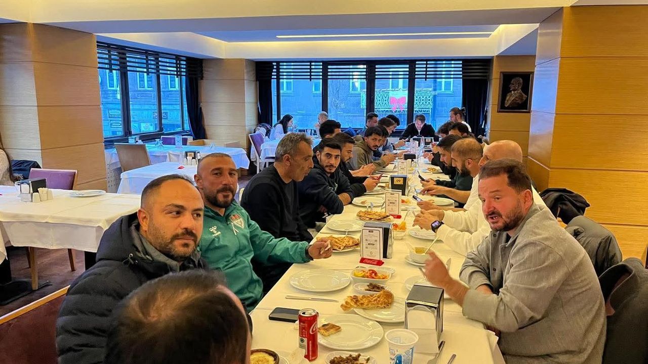 Kars Belediye Başkanı Senger, "Spor dostluk ve kardeşliktir"