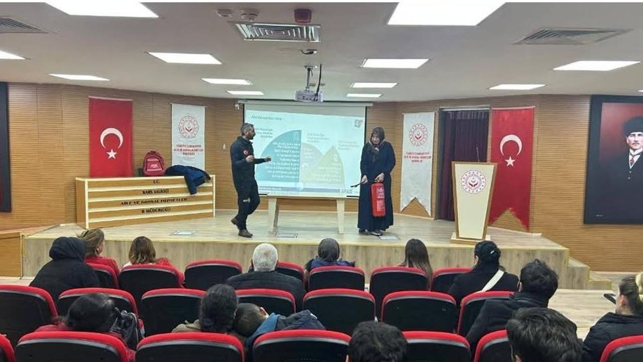 Kars’ta 'Afete Hazırlık ve Psikososyal Dayanıklılık Eğitimi' düzenlendi