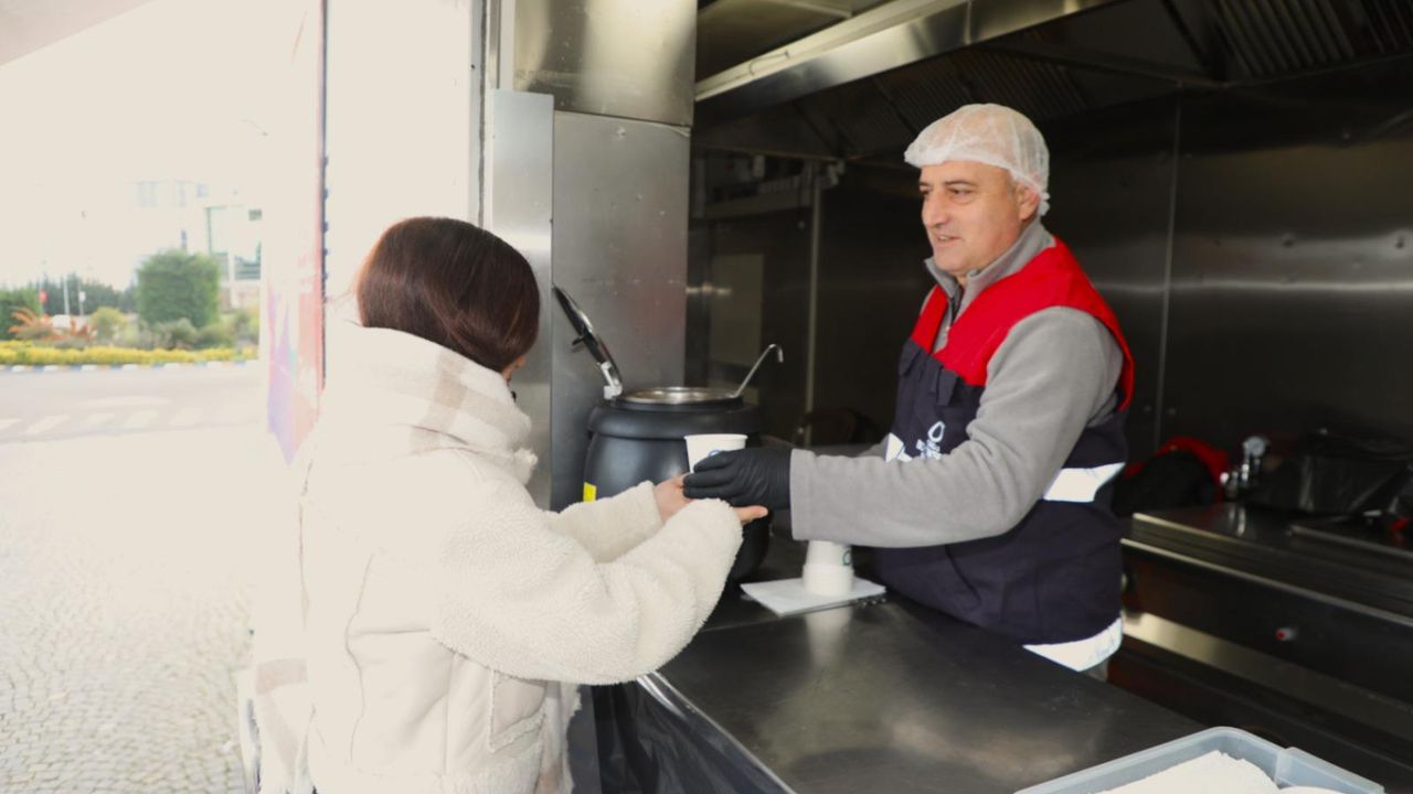 Üniversiteli gençler: “Soğuk havalarda içimiz ısınıyor”