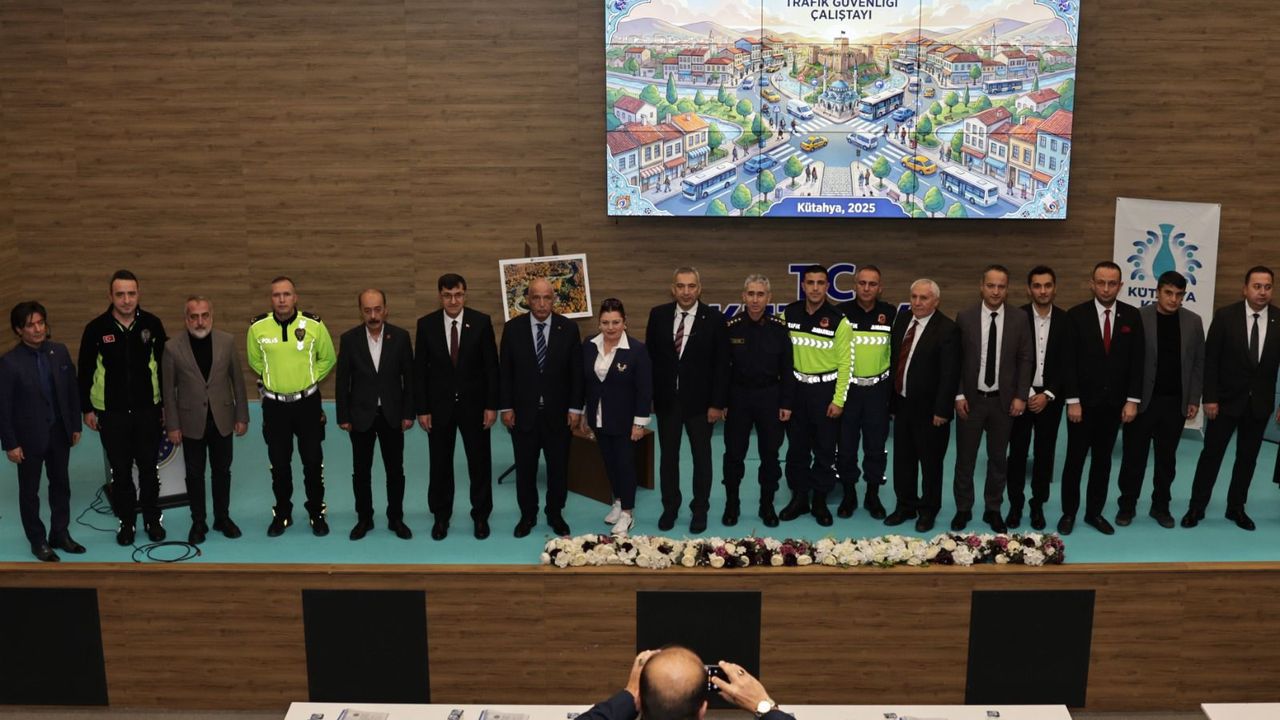 Kütahya’da Ulaşım ve Trafik Güvenliği panel ve çalıştayı düzenlendi