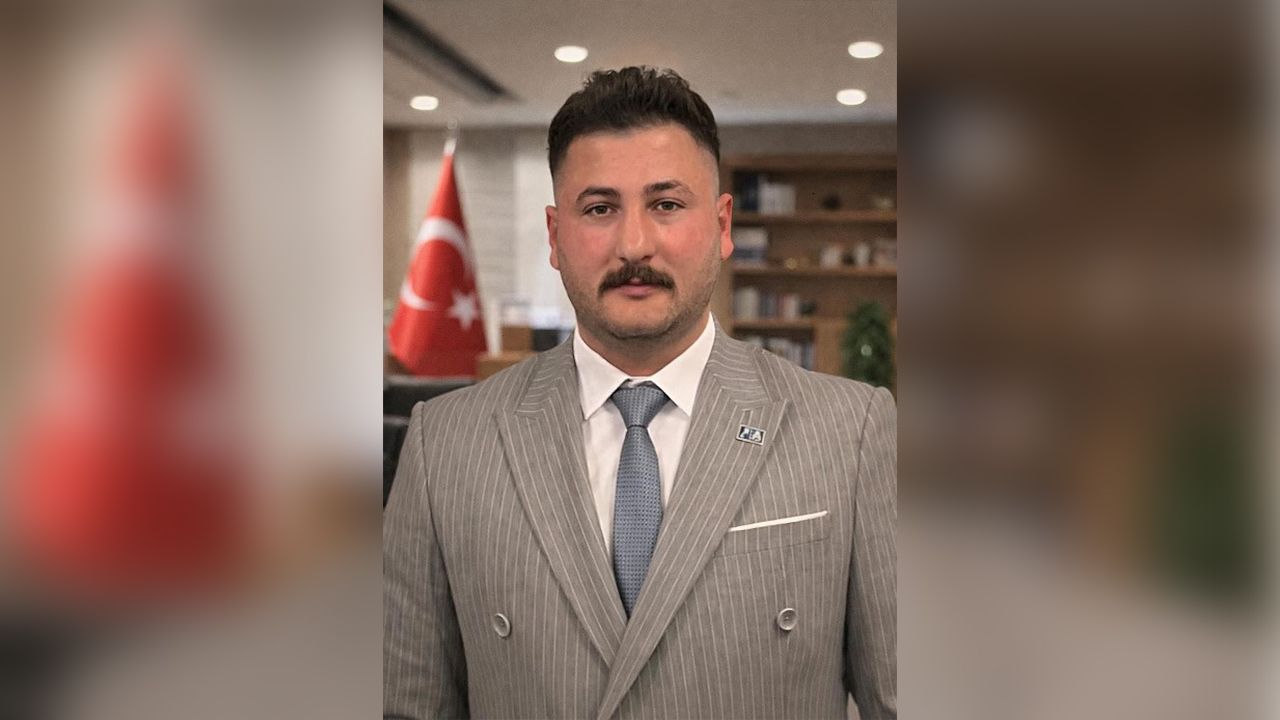Cenazelerde fotoğraf tepkisi: “Acı paylaşım malzemesi değildir”
