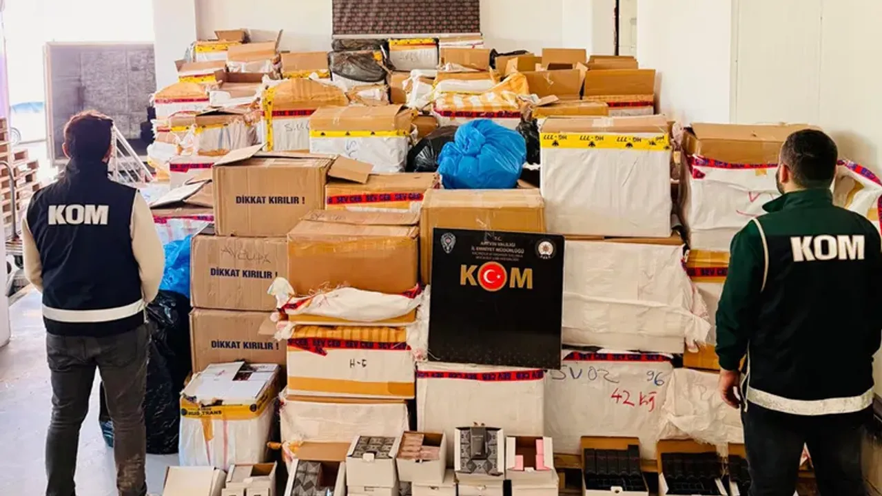 Artvin'de dev operasyon: 300 milyonluk kaçak ürün yakalandı