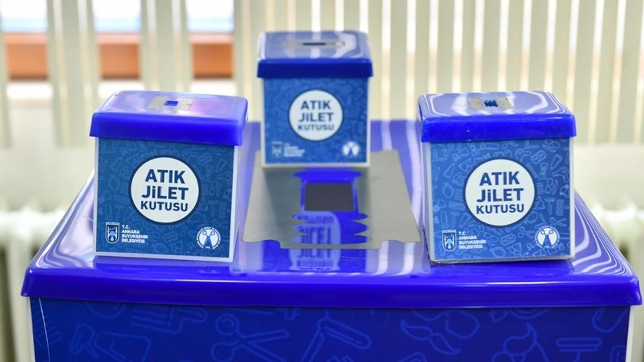 Ankara Büyükşehir Belediyesi Berberler Esnaf Odası ile 'Atık Jiletleri Toplama' protokolü imzaladı