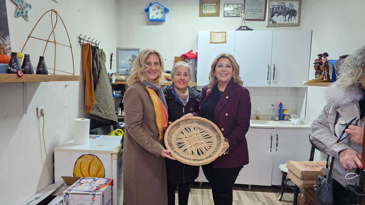 Elvan Işık Gezmiş Giresun'un sorunlarını dinliyor