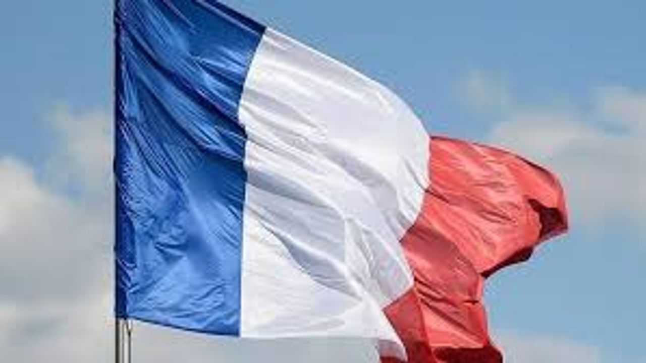 Fransa: Grönland üzerinden gelen her türlü tehdide karşı hazırlık yapıyoruz