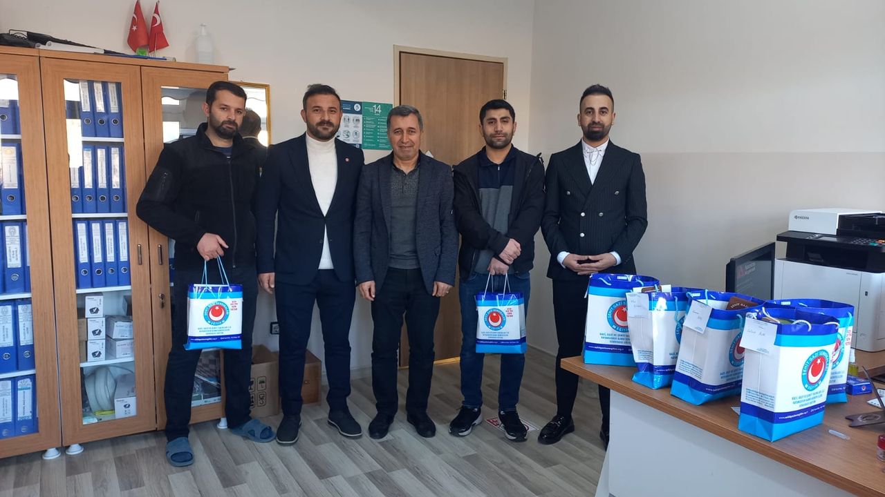 Sahada Varız Üyemizin Yanındayız