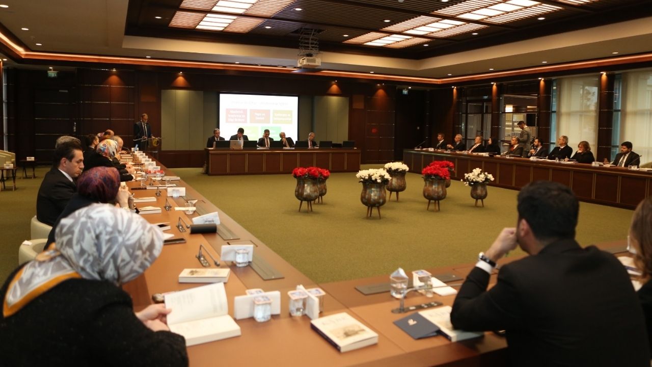 İslamofobiyle mücadelede stratejik yol haritası Ankara’da ele alındı