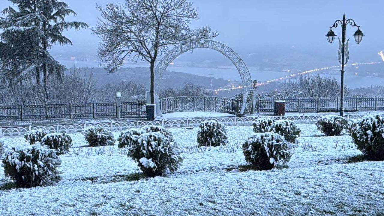 İstanbul’un yüksek kesimlerinde kar etkisini gösterdi