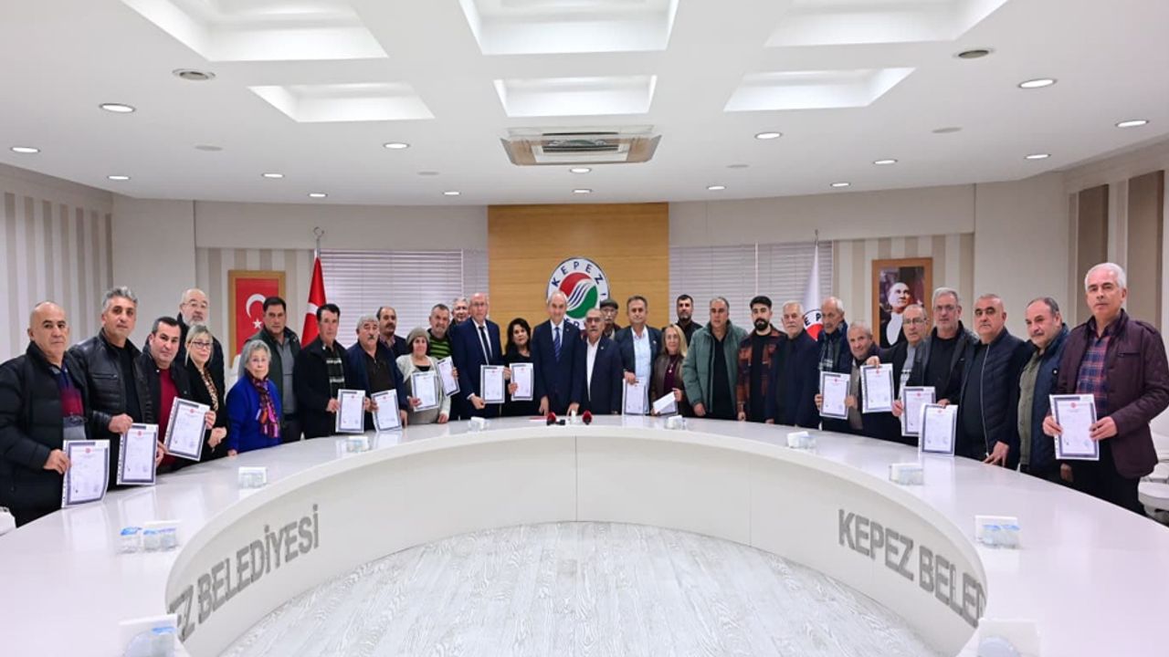 Başkan Kocagöz sözünü tuttu; Kepez’de 20 yıllık imar çıkmazı aşıldı