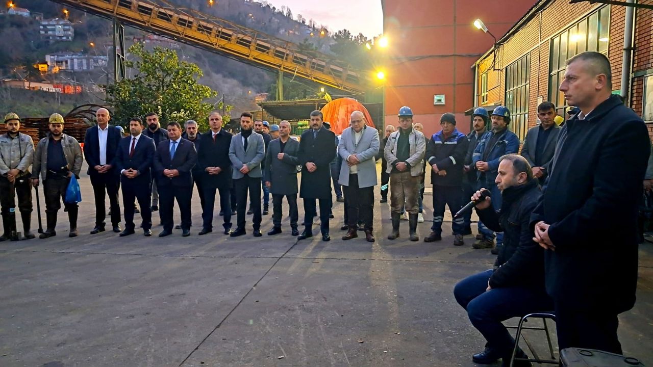 7 Ocak Kozlu Maden Şehitleri dualarla anıldı