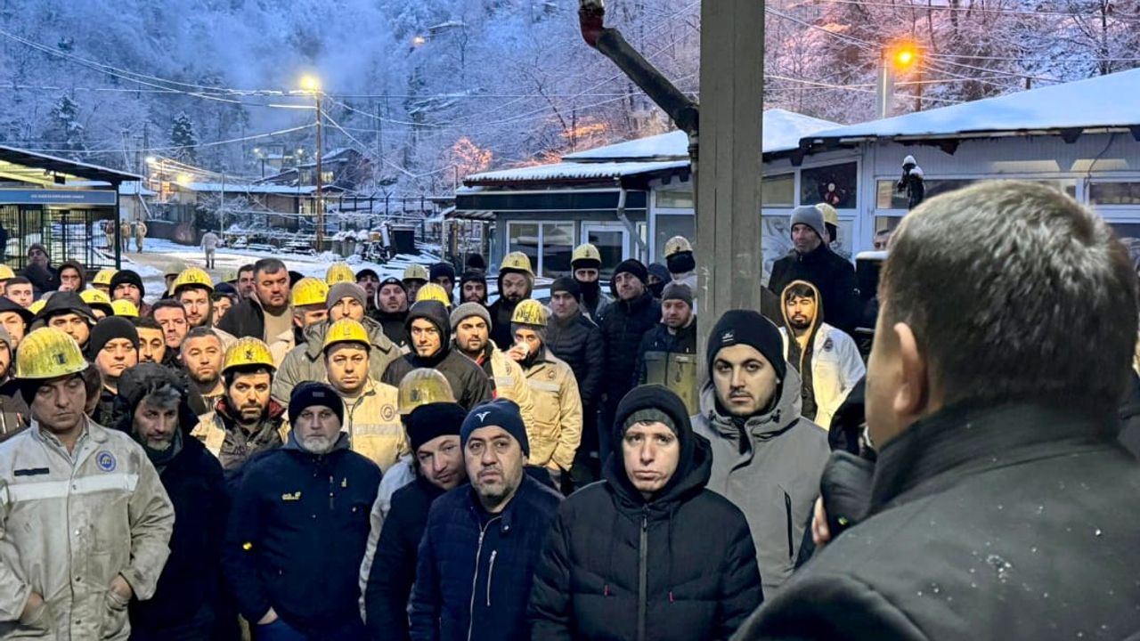 GMİS yönetimi geçici iş durdurma kararı verilen madenlerde işçileri bilgilendirdi