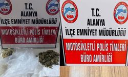 Alanya'da motosikletli polis timlerinden suçla mücadele: Uyuşturucu ve silah ele geçirildi