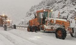 Antalya’da kar yağışı başladı