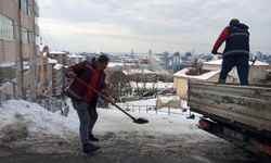 Karadeniz Ereğli, donmasın diye tuzlanıyor