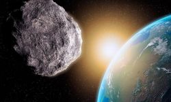 Uzayda Ay'a çarpabilecek asteroit tehlikesi