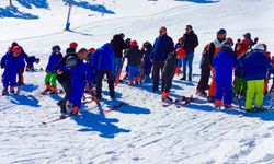 "Karın Yıldızları Sarıkamış’ta"  etkinliği minik öğrencilerle buluştu