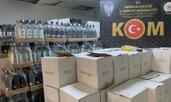 Antalya'da depo baskını! Yüzlerce şişe ele geçirildi