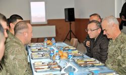 Vali Ziya Polat, Mehmetçikle iftarda bir araya geldi