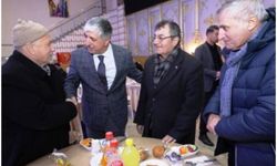 Başkan Ömeroğlu, Dilovası’nda yaşlılarla iftarda buluştu