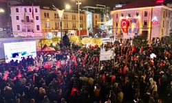 Giresun Ekrem İmamoğlu için sokağa döküldü