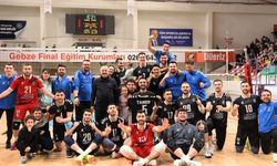 Gebze Voleybol Takımı: Şampiyonluğa adım adım ilerliyor