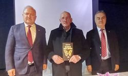 BHA Muhabiri Özcan’a Çırakoğlu ve Bakır’dan imzalı kitap