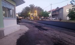 Isparta'da Aydoğmuş Köyü'ne otoban gibi sıcak asfalt