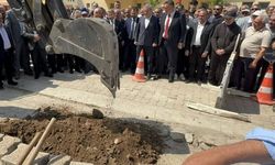 Eğirdir Pınar Pazarı’na doğalgaz için kazma vuruldu