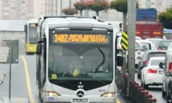 Beylikdüzü'nde metrobüs kazası