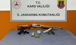 Kars’ta yasa dışı ruhsatsız silahlar ele geçirildi