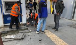 Kars'ta bozulan kaldırımlar belediye ekiplerince onarıldı