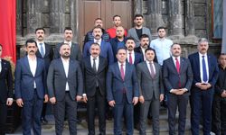Ülkü Ocakları Genel Başkan Yardımcısı Nebioğlu, Kars Belediye Başkanı Senger'i ziyaret etti