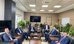 AK Parti Kars Heyeti, Karayolları 18. Bölge Müdürü Hakan Yenilmez’i ziyaret etti
