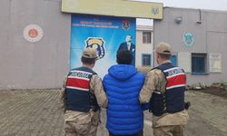 Kars'ta uyarıcı madde suçundan hapis cezası bulunan şahıs jandarma ekiplerince yakalandı