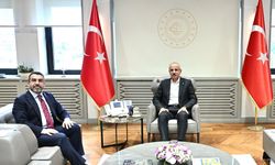 Kars Milletvekili Adem Çalkın, Ulaştırma Bakanı Uraloğlu'nu ziyaret etti