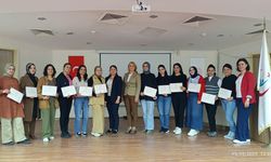 Kars Harakani Devlet Hastanesi'nde "Anne sütü ve emzirme danışmanlığı" eğitimi verildi