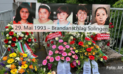 Solingen Faciası’nın 32. yılında ırkçılığa karşı ortak mesaj: Unutmadık, unutturmayacağız!