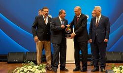 Cumhurbaşkanı Erdoğan’dan Meçikoğlu’na hizmet şeref belgesi