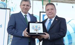 Antalya mavi bayrakta zirveyi kimseye bırakmıyor! Vali Şahin'den açıklama