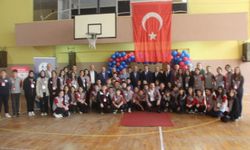 “TÜBİTAK 4006 B Bilim Fuarı”nda geleceğin bilim insanları göz kamaştırdı