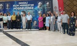 Denizli'de “Bilim ve Sevgi” söyleşisi büyük ilgi gördü