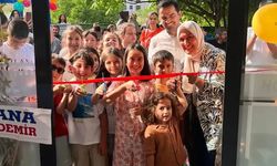 Isparta, gelişimsel oyun atölyesi “elma kurdu” ile tanıştı