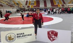 Minik Pehlivan Şaban Eymen Türkiye üçüncüsü oldu