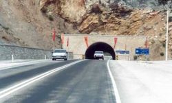 AK Parti Isparta Milletvekillerine yol eleştirisi! "Bu yolda daha kaç kişi ölecek?"